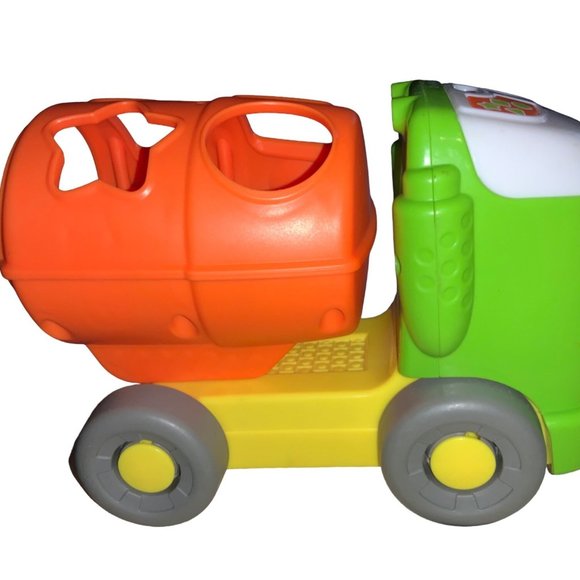 Fisher Price Sort And Spill Learning Truck with Sounds, Songs, & Phrases - Picture 5 of 11